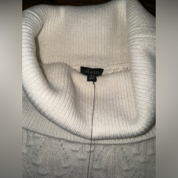 TALBOTS COWLNECK PONCHO, white or forest green - Picture 4 of 7